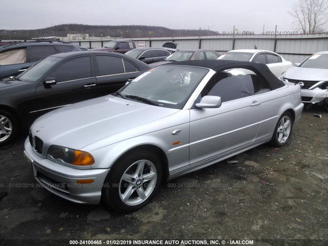 WBABS33453PG88852 - 2003 BMW 325 CI SILVER photo 2