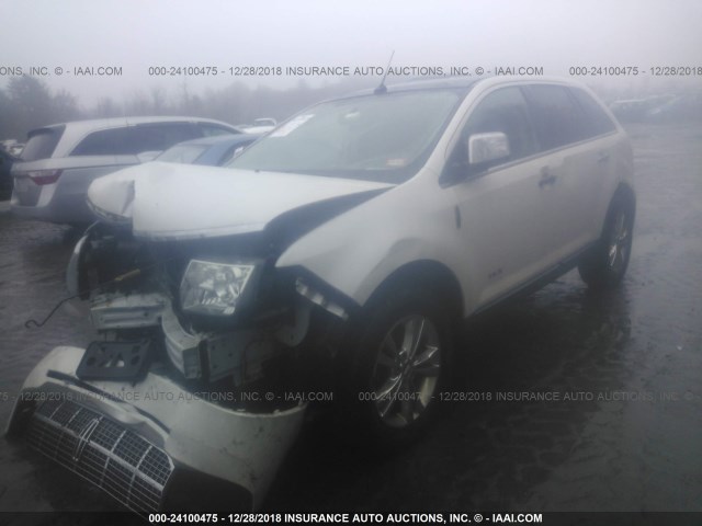 2LMDJ8JC0ABJ31452 - 2010 LINCOLN MKX WHITE photo 2