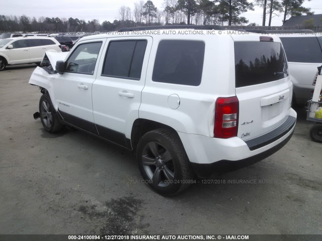 1C4NJRFB1FD436308 - 2015 JEEP PATRIOT LATITUDE WHITE photo 3