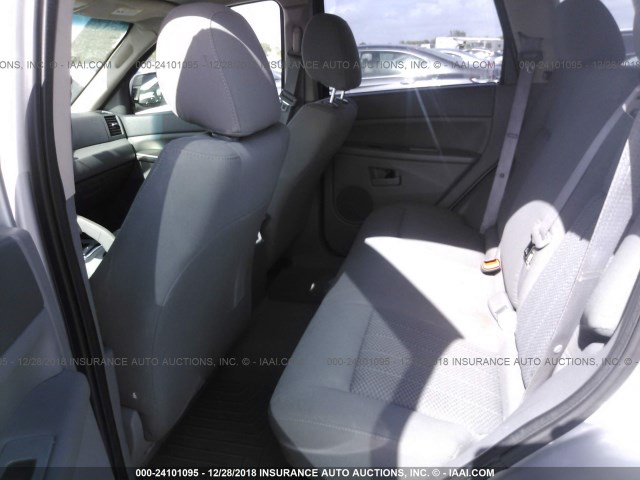 1J4GS48K95C720435 - 2005 JEEP GRAND CHEROKEE LAREDO/COLUMBIA/FREEDOM 银色 照片 8