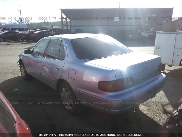 4T1BF12K1TU126050 - 1996 TOYOTA CAMRY LE/XLE/SE Light Blue photo 3