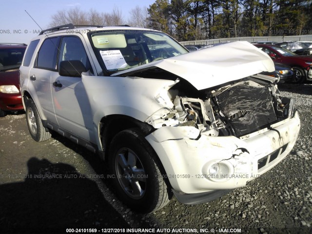 1FMCU0D7XCKC35261 - 2012 FORD ESCAPE XLT WHITE photo 1