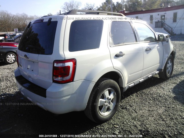 1FMCU0D7XCKC35261 - 2012 FORD ESCAPE XLT WHITE photo 4