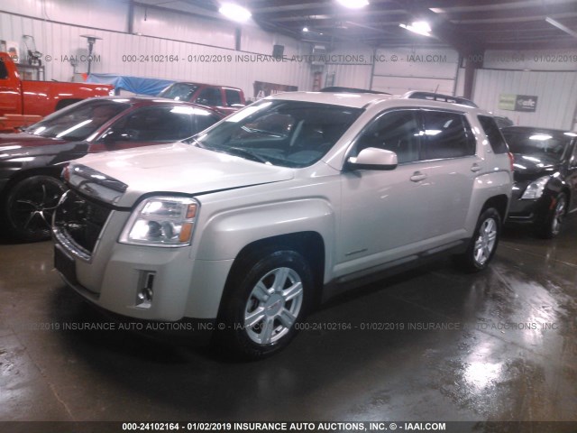 2GKFLWEK1E6157036 - 2014 GMC TERRAIN SLE SILVER photo 2