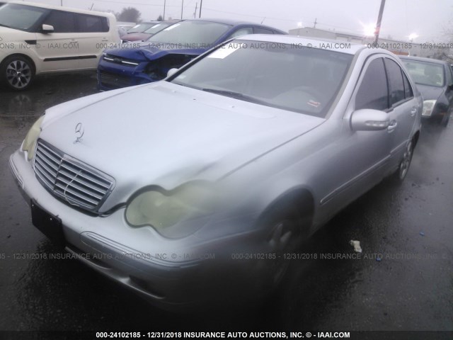 WDBRF61J02F147787 - 2002 MERCEDES-BENZ C 240 SILVER photo 2