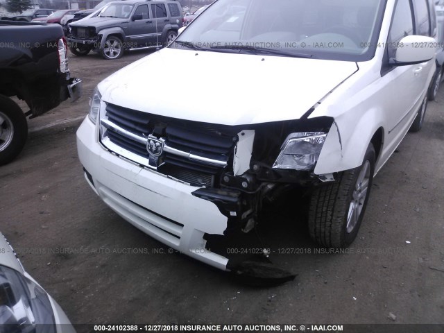 2D4RN5DX2AR191864 - 2010 DODGE GRAND CARAVAN SXT WHITE photo 6