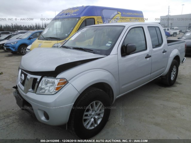 1N6AD0ER7KN712153 - 2019 NISSAN FRONTIER SILVER photo 2