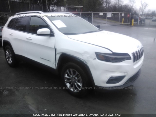 1C4PJMLB2KD181422 - 2019 JEEP CHEROKEE WHITE photo 1