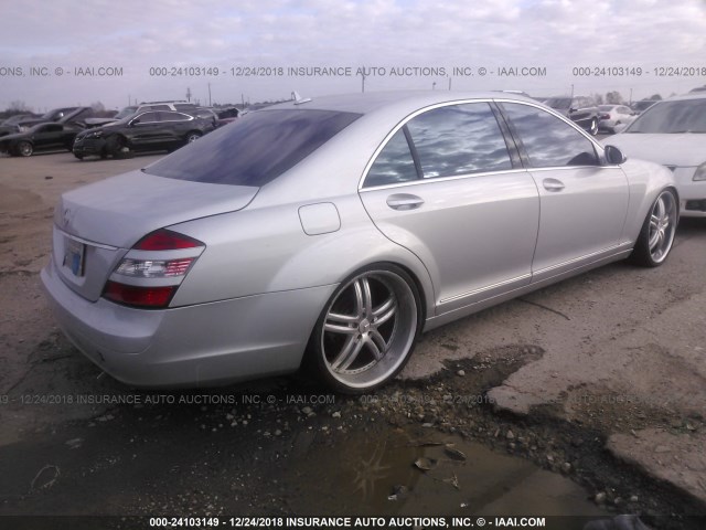 WDDNG71X57A100949 - 2007 MERCEDES-BENZ S 550 GRAY photo 4