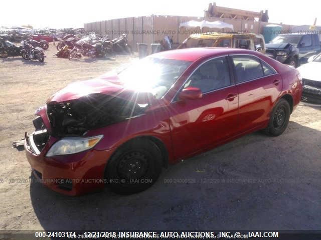 4T4BF3EK2AR029093 - 2010 TOYOTA CAMRY SE/LE/XLE RED photo 2