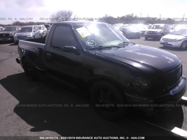 2FTZF07331CA47667 - 2001 FORD F150 SVT LIGHTNING BLACK photo 1