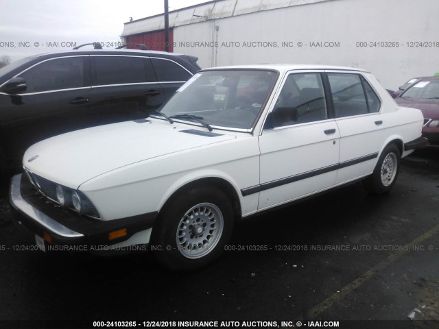 WBADK830XJ9890345 - 1988 BMW 528 E AUTOMATIC WHITE photo 2