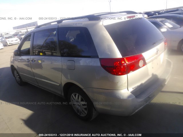 5TDZK23CX7S029581 - 2007 TOYOTA SIENNA CE/LE SILVER photo 3