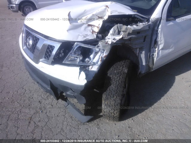 1N6AD0ER5GN712790 - 2016 NISSAN FRONTIER WHITE photo 6