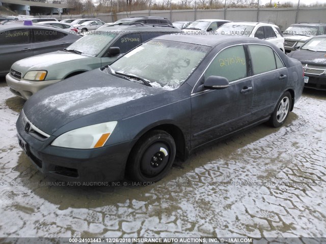 JHMCN365X6C001651 - 2006 HONDA ACCORD HYBRID GRAY photo 2