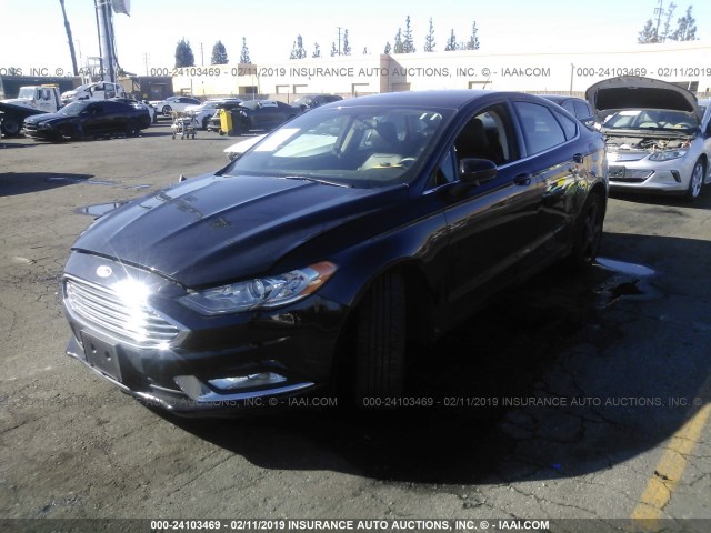 3FA6P0H93HR171173 - 2017 FORD FUSION SE BLACK photo 2