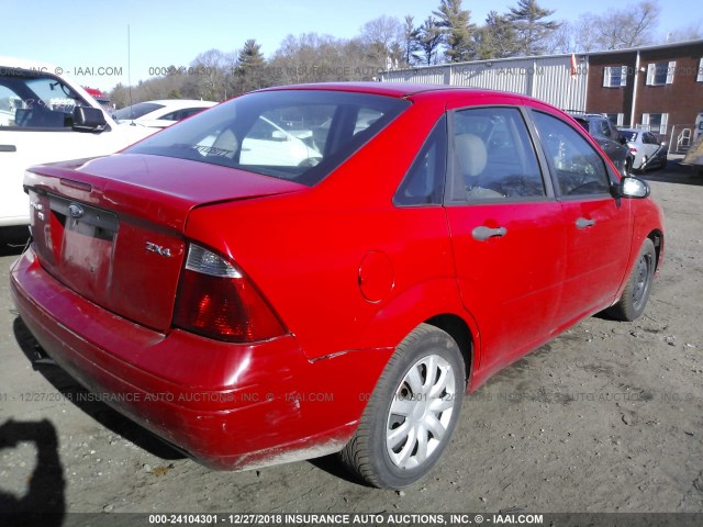 1FAFP34NX6W206595 - 2006 FORD FOCUS ZX4 RED photo 4