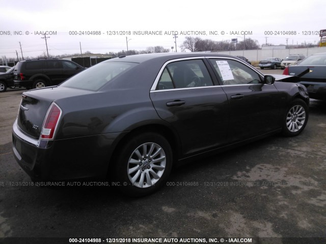 2C3CCAAGXEH272486 - 2014 CHRYSLER 300 GRAY photo 4