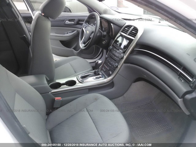 1G11B5SA3DF230399 - 2013 CHEVROLET MALIBU LS WHITE photo 5