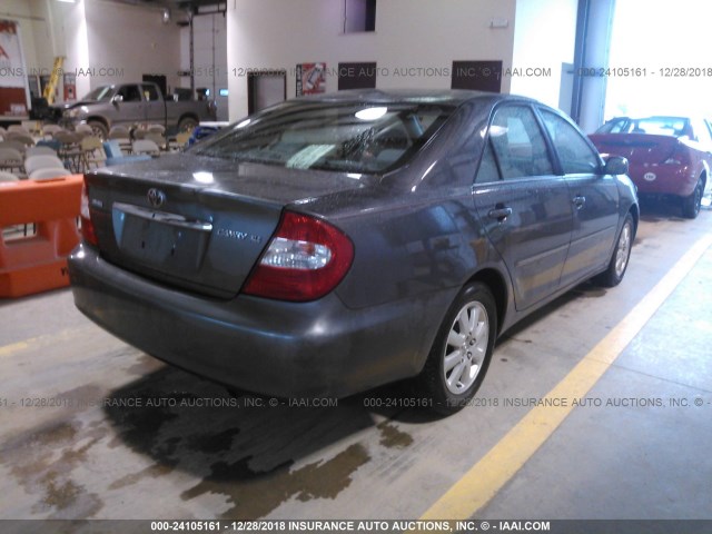 4T1BE32K24U840849 - 2004 TOYOTA CAMRY LE/XLE/SE GRAY photo 4