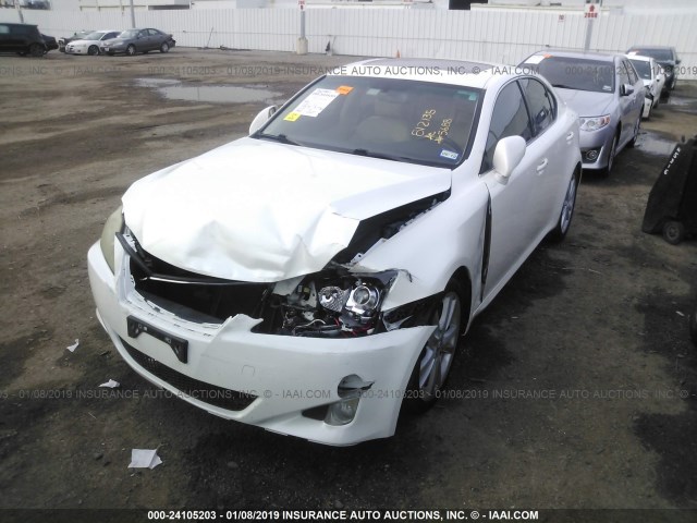 JTHBE262762005688 - 2006 LEXUS IS 350 WHITE photo 2