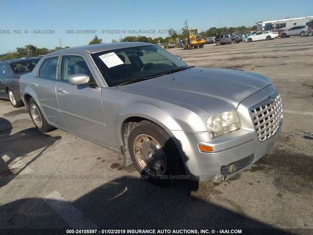 2C3JA53G95H528084 - 2005 CHRYSLER 300 TOURING SILVER photo 1