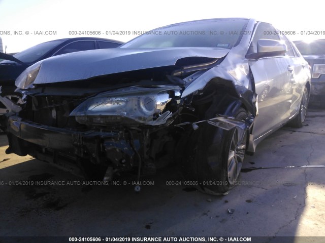 4T1BF1FK8FU060725 - 2015 TOYOTA CAMRY LE/XLE/SE/XSE SILVER photo 6
