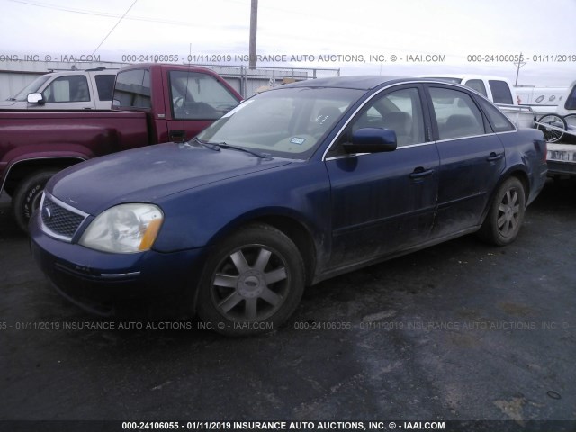 1FAHP23106G135256 - 2006 FORD FIVE HUNDRED SE BLUE photo 2