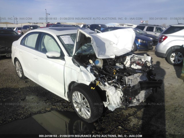 3VWL17AJ8GM266395 - 2016 VOLKSWAGEN JETTA SEL/SEL PREMIUM WHITE photo 1