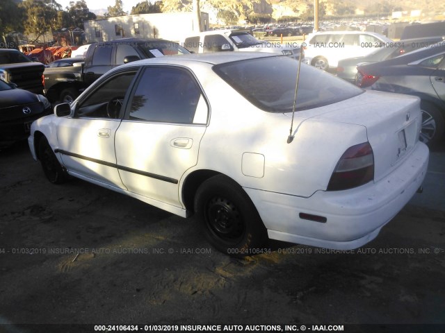 1HGCD5649SA054825 - 1995 HONDA ACCORD LX/EX WHITE photo 3