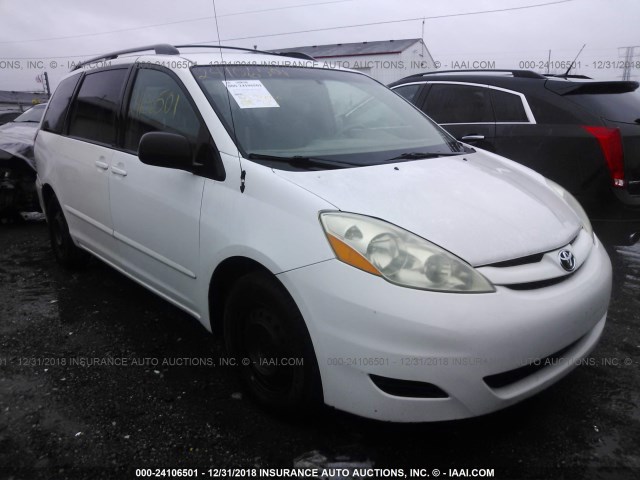 5TDZA23C76S428174 - 2006 TOYOTA SIENNA CE/LE WHITE photo 1