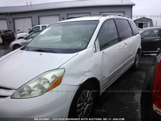 5TDZA23C76S428174 - 2006 TOYOTA SIENNA CE/LE WHITE photo 6