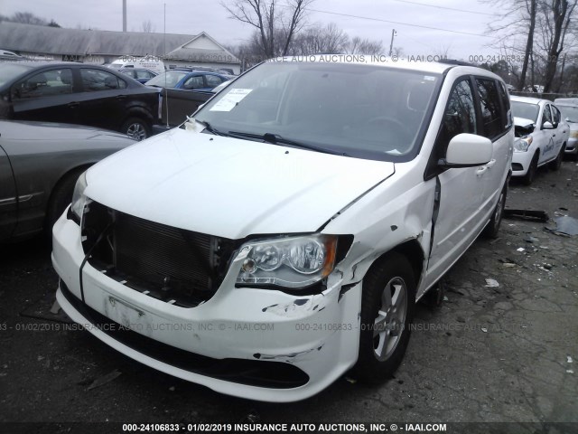 2C4RDGCG7CR111281 - 2012 DODGE GRAND CARAVAN SXT WHITE photo 2