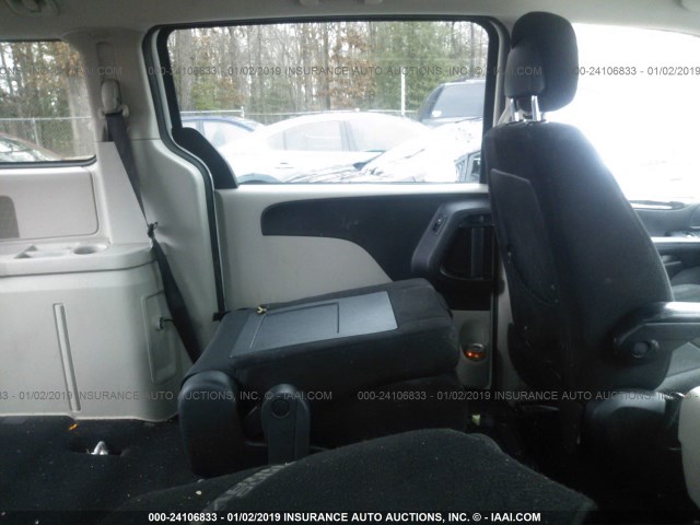 2C4RDGCG7CR111281 - 2012 DODGE GRAND CARAVAN SXT WHITE photo 8