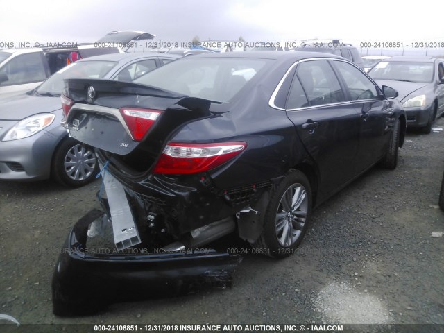 4T1BF1FK1GU249461 - 2016 TOYOTA CAMRY LE/XLE/SE/XSE Light Blue photo 4