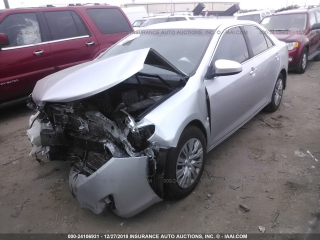 4T1BF1FK9DU252734 - 2013 TOYOTA CAMRY L/SE/LE/XLE 银色 照片 2