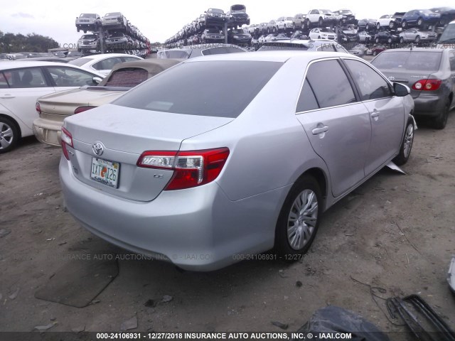 4T1BF1FK9DU252734 - 2013 TOYOTA CAMRY L/SE/LE/XLE 银色 照片 4