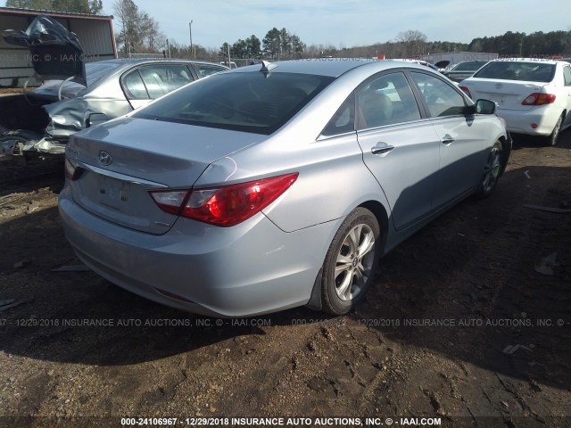 5NPEC4AC4DH647846 - 2013 HYUNDAI SONATA SE/LIMITED BLUE photo 4