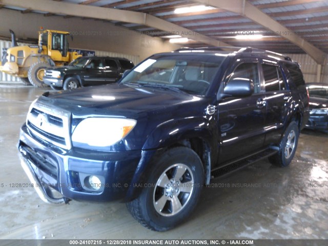 JTEZU14R368042792 - 2006 TOYOTA 4RUNNER SR5/SPORT BLUE photo 2