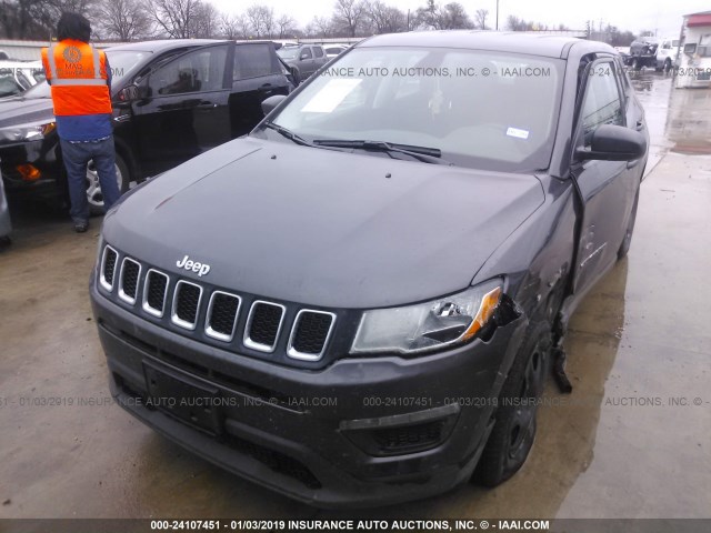 3C4NJCAB1JT272114 - 2018 JEEP COMPASS SPORT GRAY photo 2