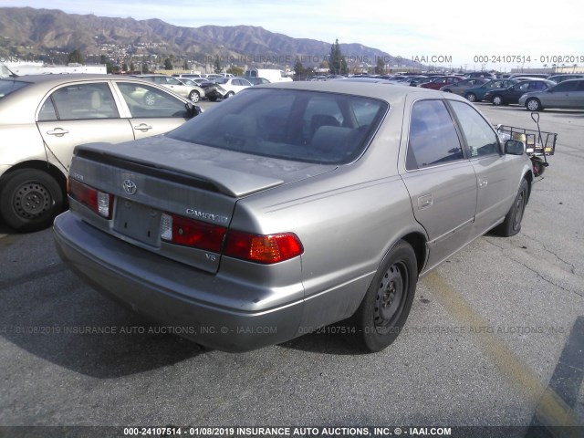 JT2BF22K0Y0268987 - 2000 TOYOTA CAMRY CE/LE/XLE GRAY photo 4