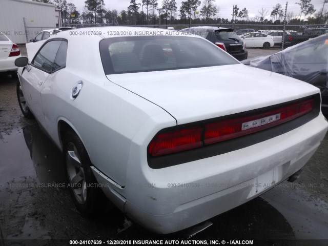 2C3CDYAGXCH157518 - 2012 DODGE CHALLENGER SXT WHITE photo 3