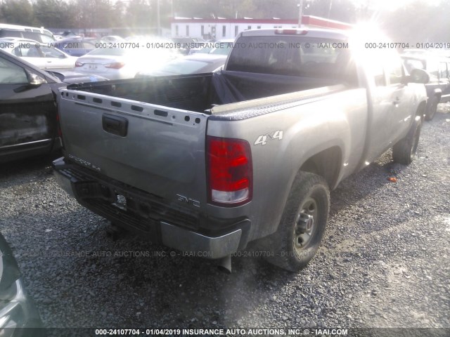 1GTHK29K77E574573 - 2007 GMC SIERRA K2500 HEAVY DUTY GRAY photo 4