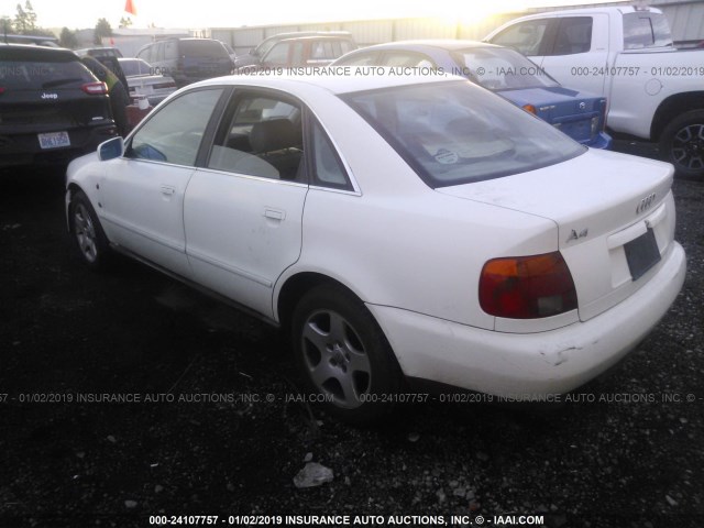 WAUDA88DXTA085574 - 1996 AUDI A4 WHITE photo 3