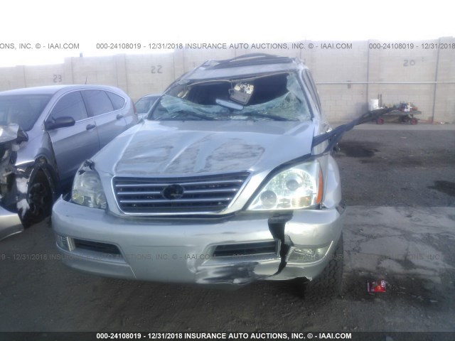 JTJBT20X040033172 - 2004 LEXUS GX 470 GRAY photo 6