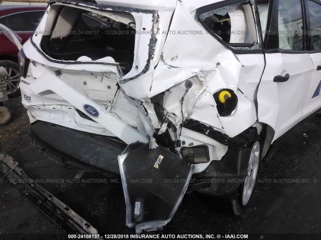 1FMCU0F79HUC31405 - 2017 FORD ESCAPE S WHITE photo 6