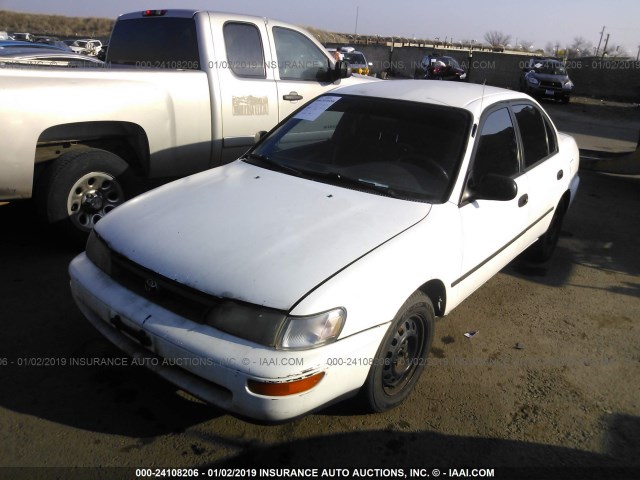 1NXAE09B0SZ235502 - 1995 TOYOTA COROLLA LE/DX WHITE photo 2