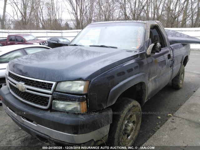 1GCHC24U97E197525 - 2007 CHEVROLET SILVERADO C2500 HEAVY DUTY BLACK photo 2