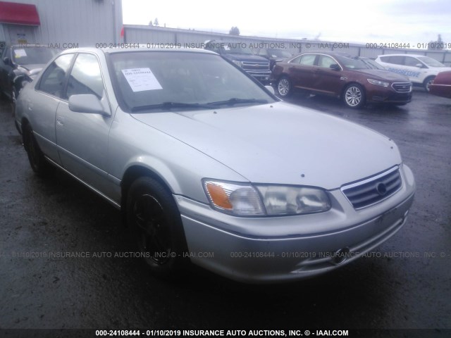 JT2BG22K9Y0466285 - 2000 TOYOTA CAMRY CE/LE/XLE SILVER photo 1