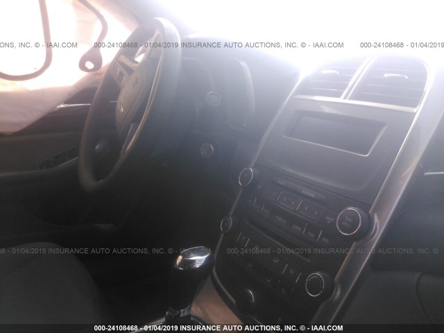 1G11B5SL9FF285072 - 2015 CHEVROLET MALIBU LS WHITE photo 5